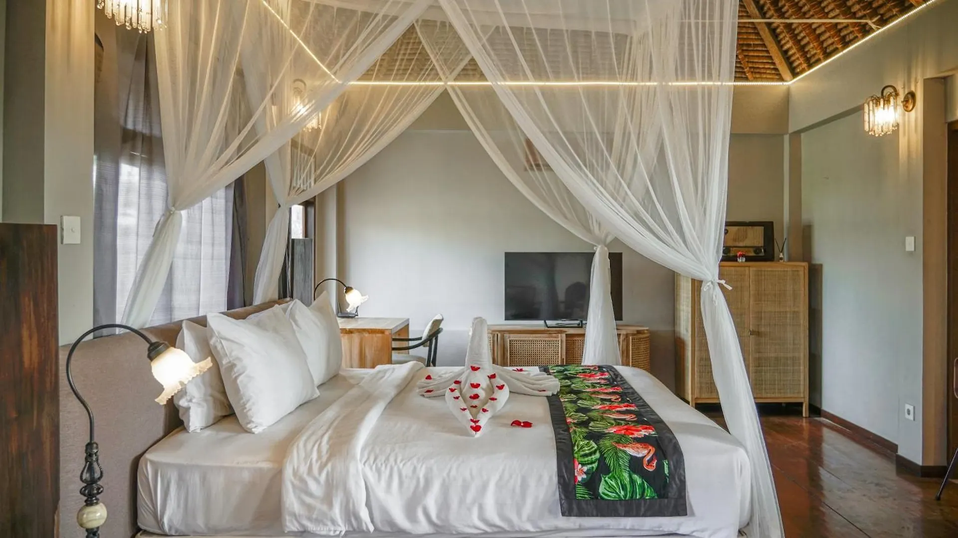 Отель Lokasari Retreat Убуд 5*,  Индонезия